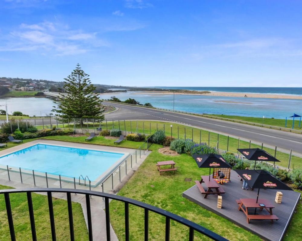 фото Scamander Beach Resort