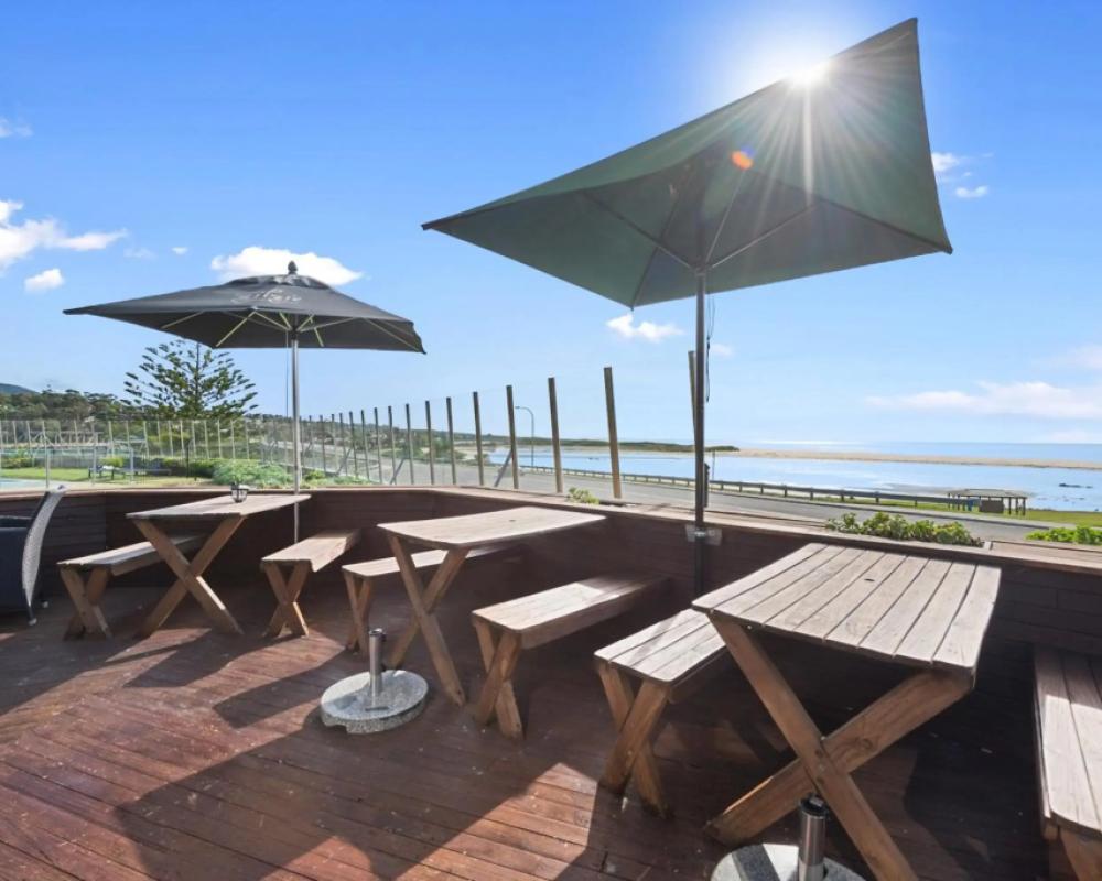 фото Scamander Beach Resort