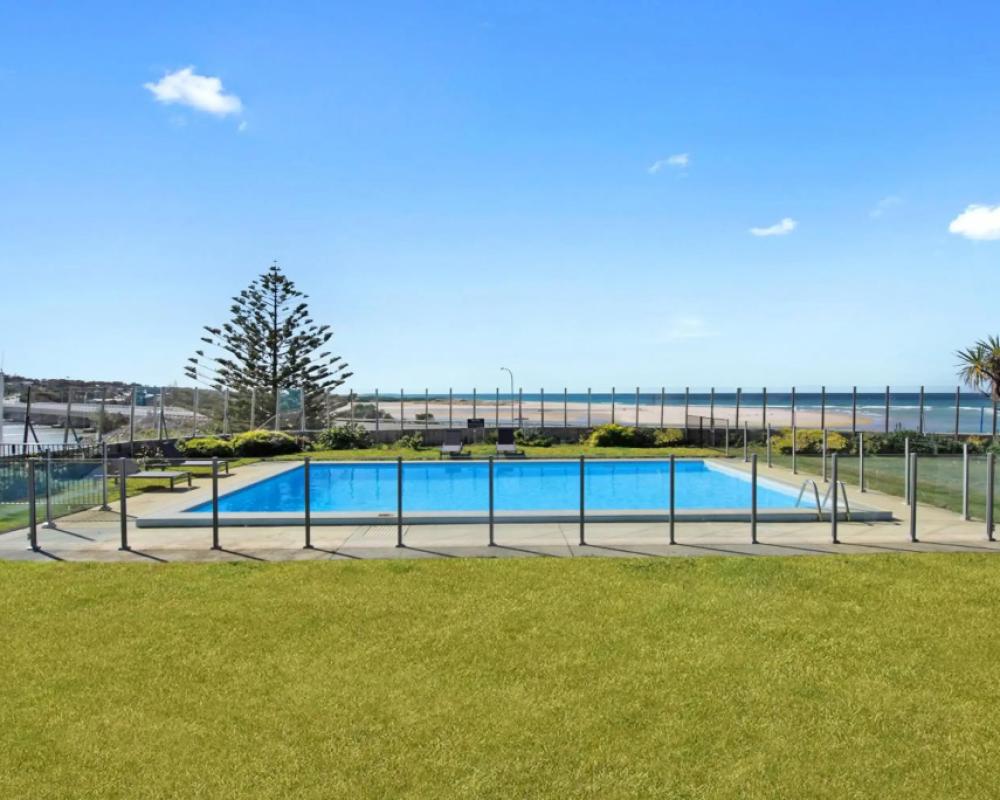фото Scamander Beach Resort