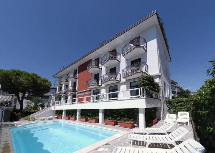Aparthotel Touring