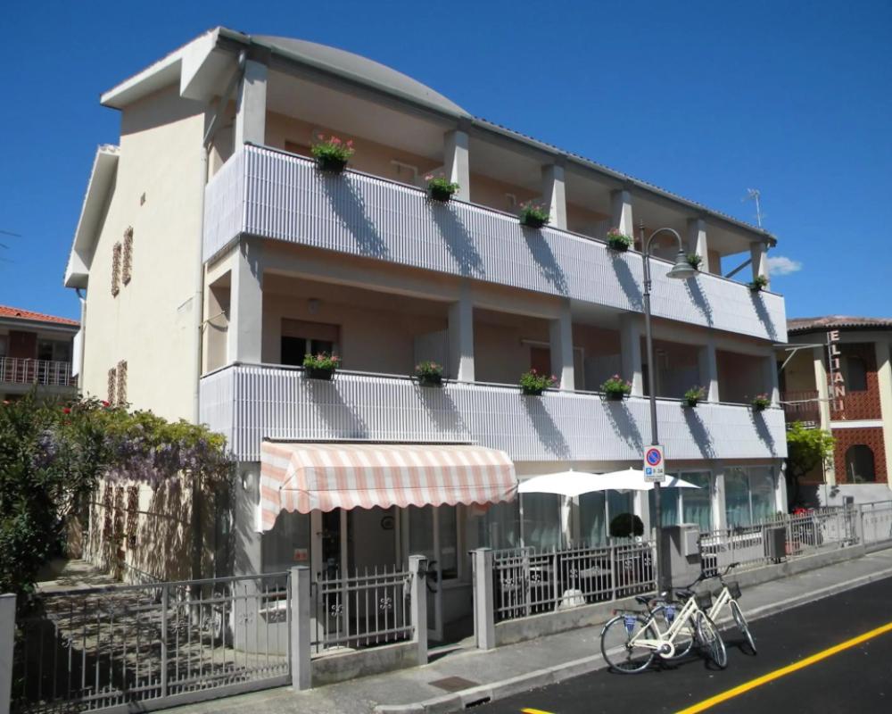 фото Hotel Eliani