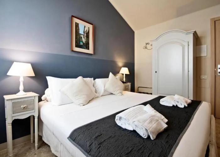 Broletto Hotel