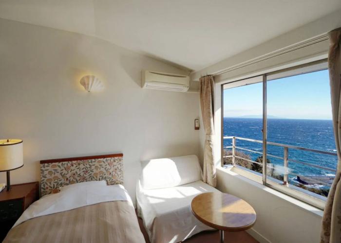 Gardenvilla Shirahama Resort Hotel