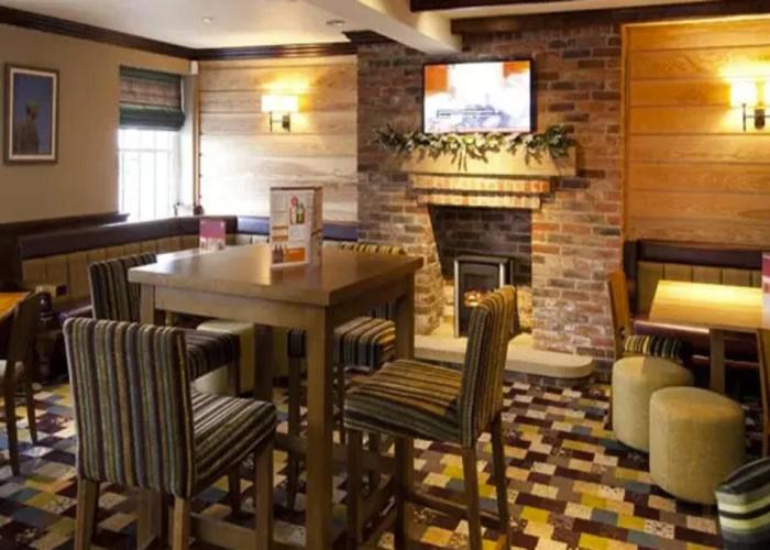 Premier Inn Halifax South