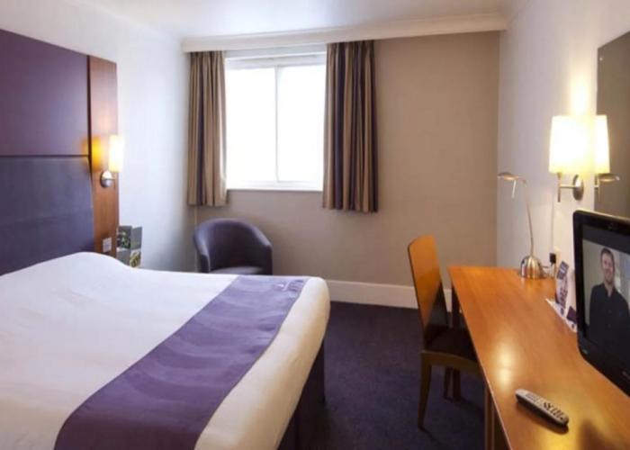 Premier Inn Halifax Town Centre