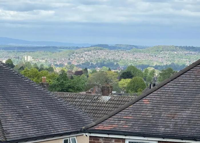 4 Bedrooms Full House Stourbridge Birmingham