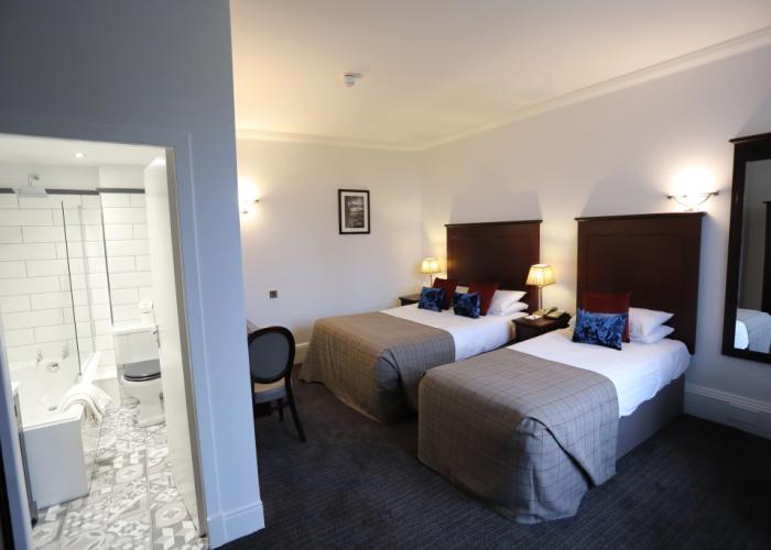 Ben Wyvis Hotel