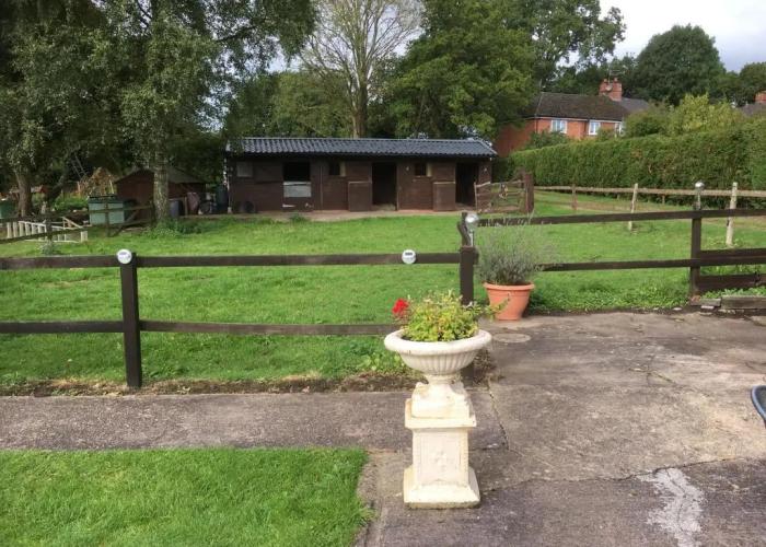 Little Rushbrook Cottages