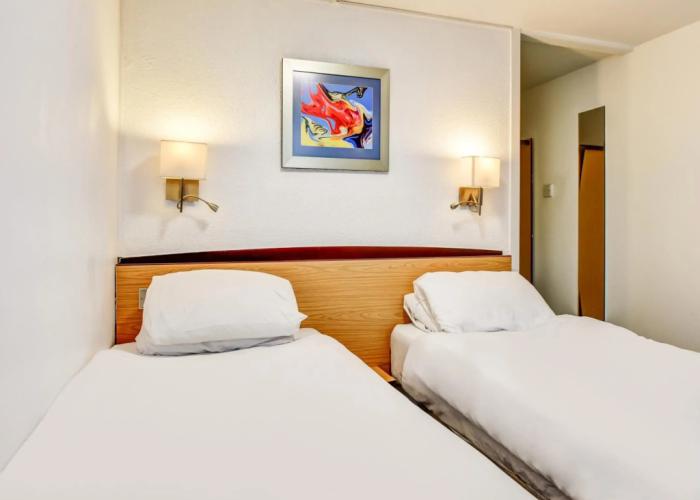 The Hotel Rafiya, Redditch
