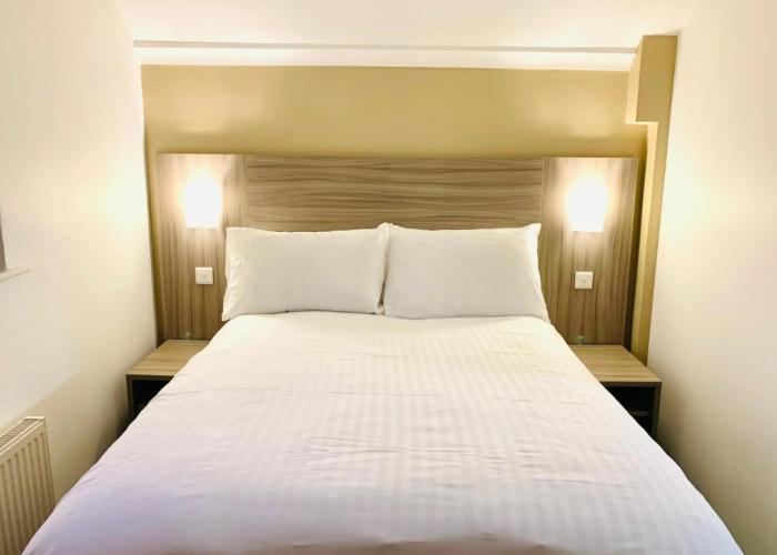 De Regency Style Hotel