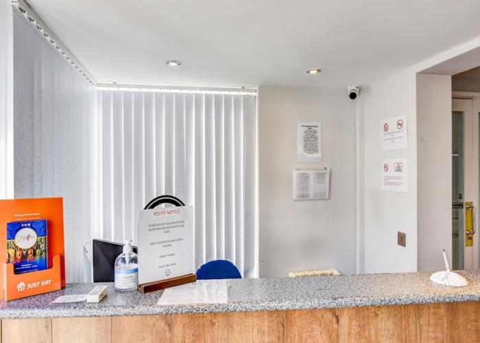 OYO The Hotel Rafiya, Redditch