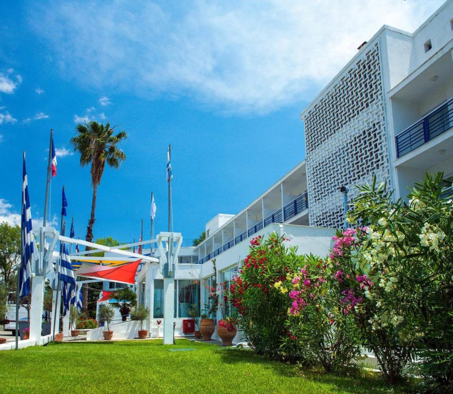 Brown Beach Evia Island, a member of Brown Hotels