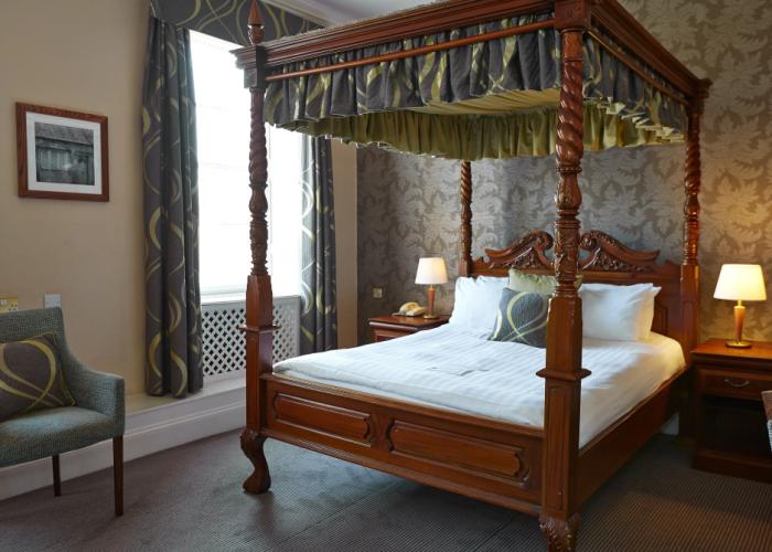 The Manor House Inn