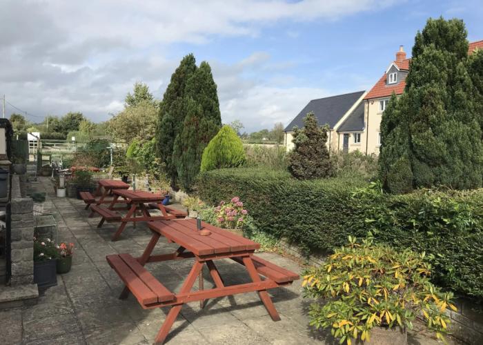 The Pecking Mill Inn