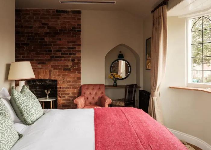 The Manor House Inn