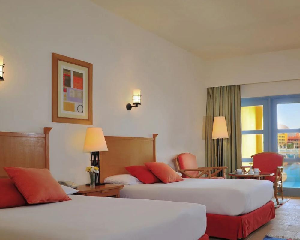 фото Strand Beach Resort