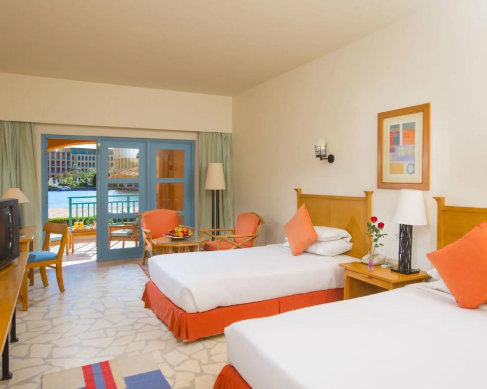 фото Strand Beach Resort