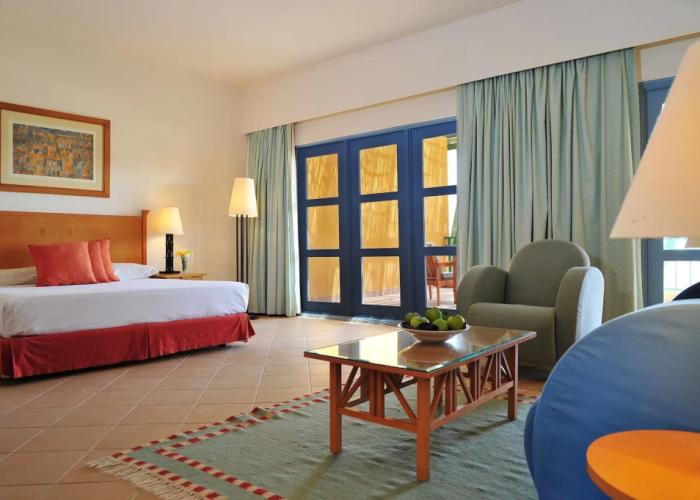 Strand Beach Resort