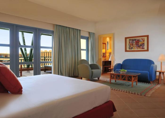 Strand Beach Resort