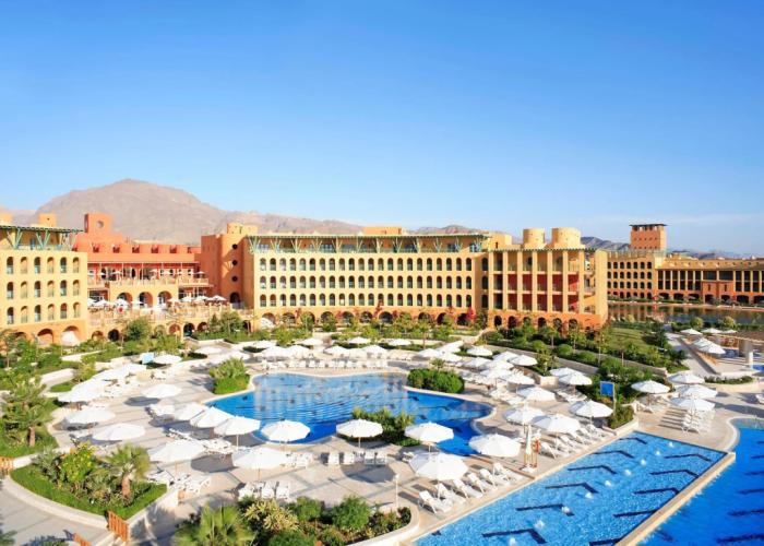 Strand Beach Resort