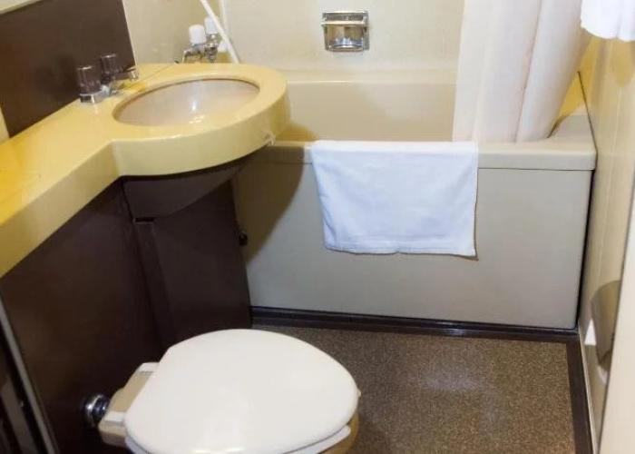 Nishi Akashi Rincarn Hotel