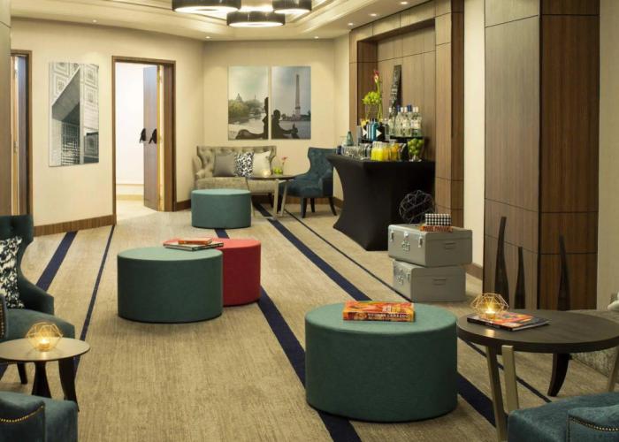 Renaissance Paris La Defense Hotel