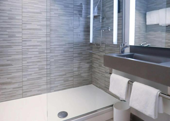 ibis Styles Puteaux Paris La Defense