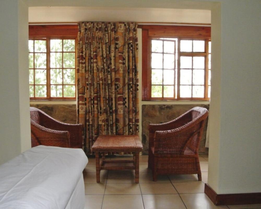 Emafini Country Lodge