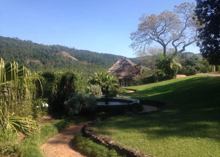 Emafini Country Lodge