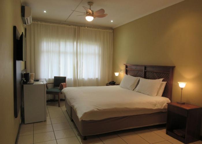 Emafini Country Lodge
