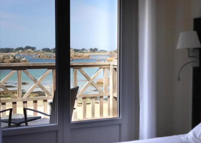 Logis Hôtel Saint-Guirec et de la Plage