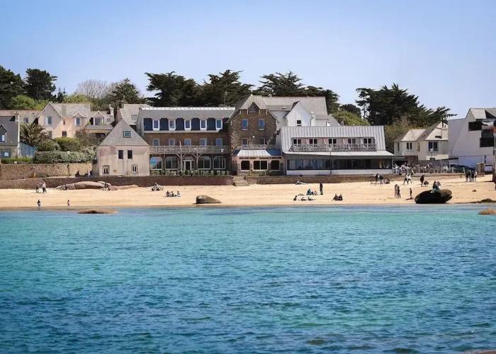Logis Hôtel Saint-Guirec et de la Plage