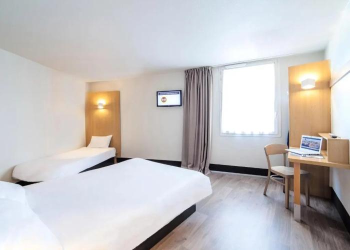 B&B HOTEL Paris Malakoff Parc des Expositions