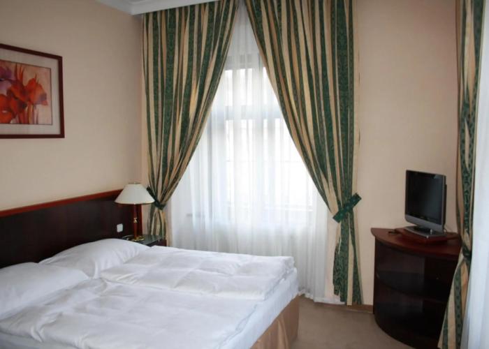 Hotel Grand