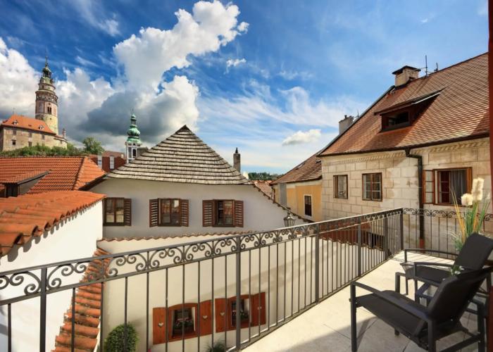 Castle View Apartments