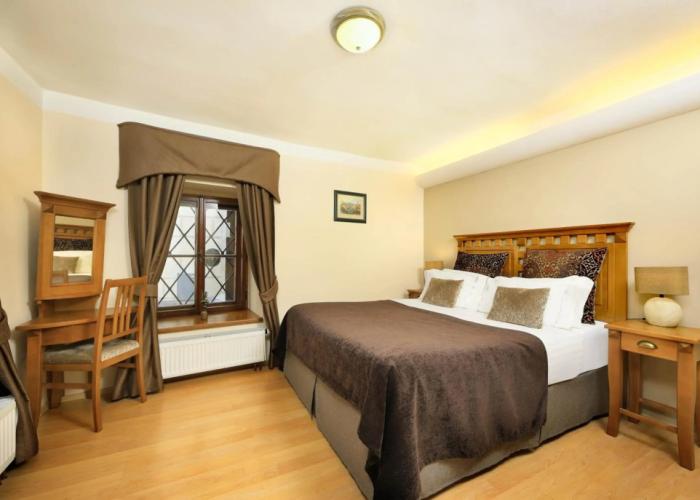 Castle View Apartments