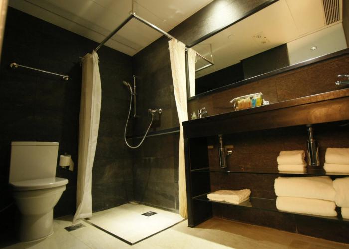 Noble Park Hotel