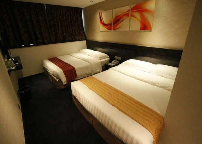 Noble Park Hotel