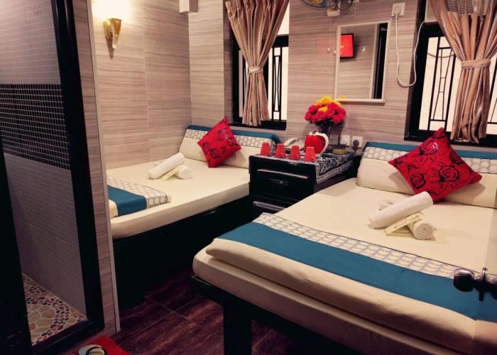 Dhillon Hotel - Hostel