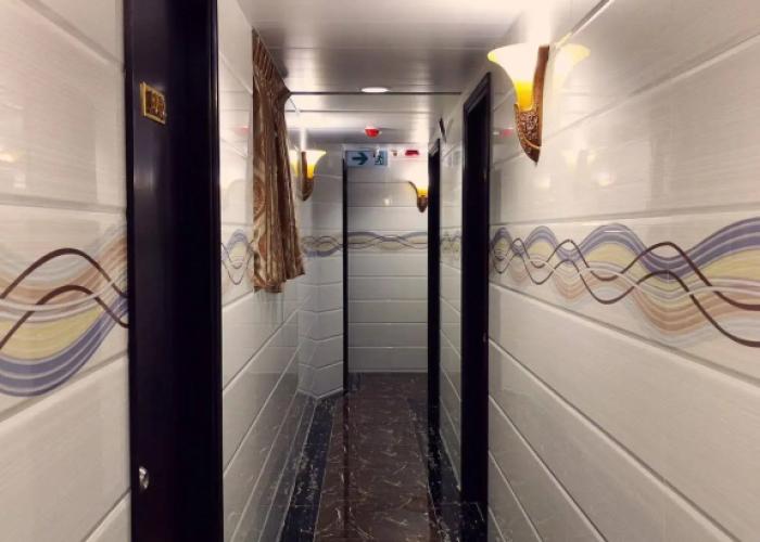 Dhillon Hotel - Hostel