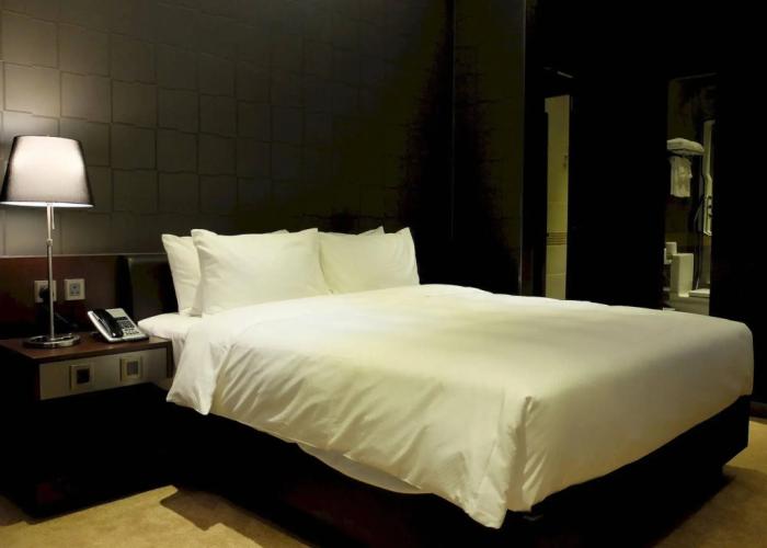 Crafa Harbour Hotel