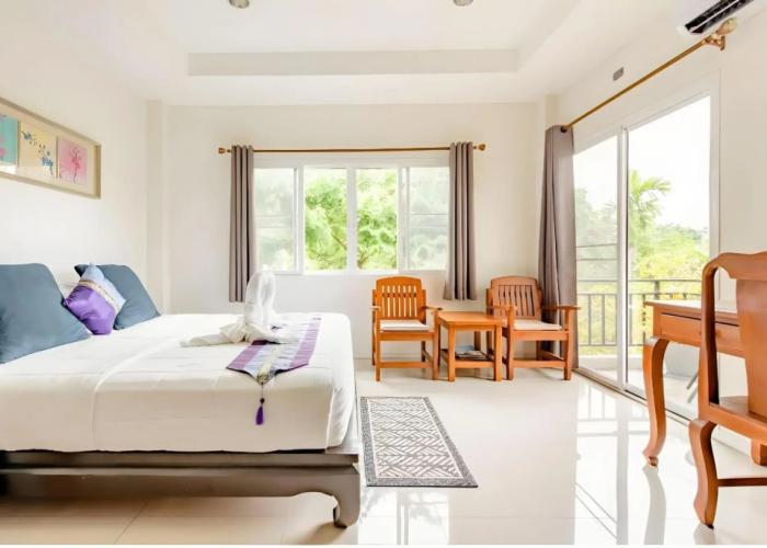 Baan Klangsuan Bang Korbua