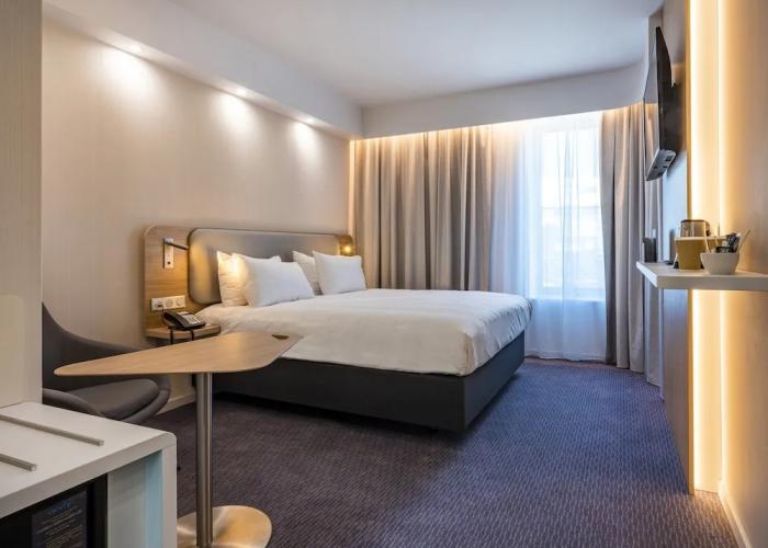 Holiday Inn Express Brussels Airport by IHG
