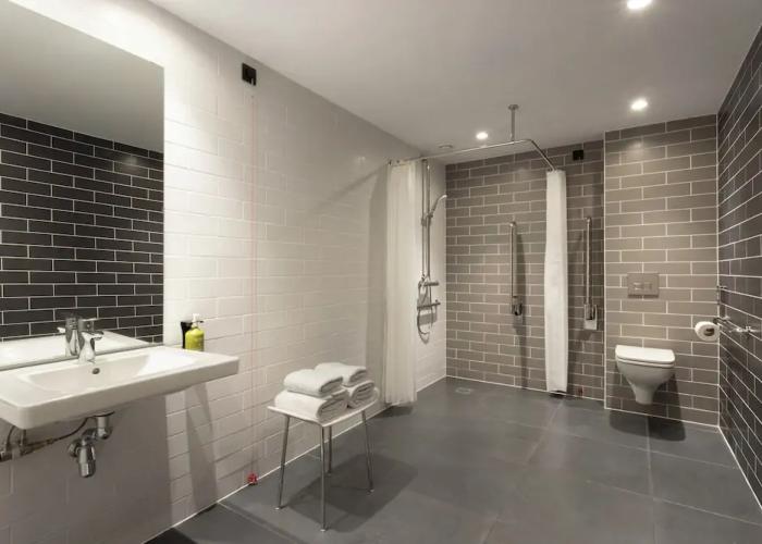 Holiday Inn Express Brussels Airport by IHG