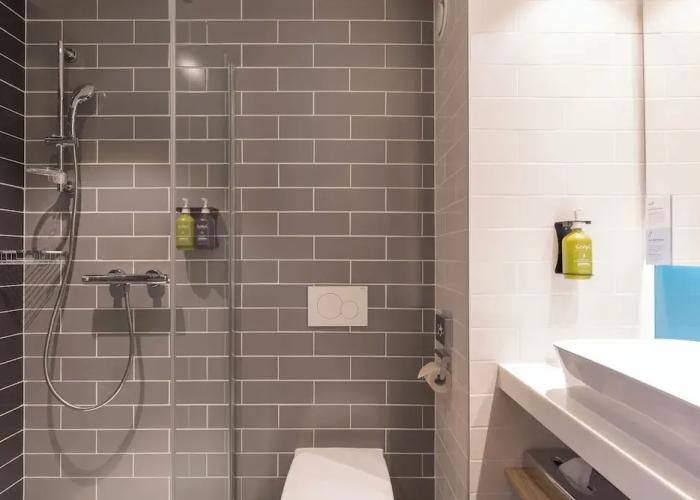 Holiday Inn Express Brussels Airport by IHG