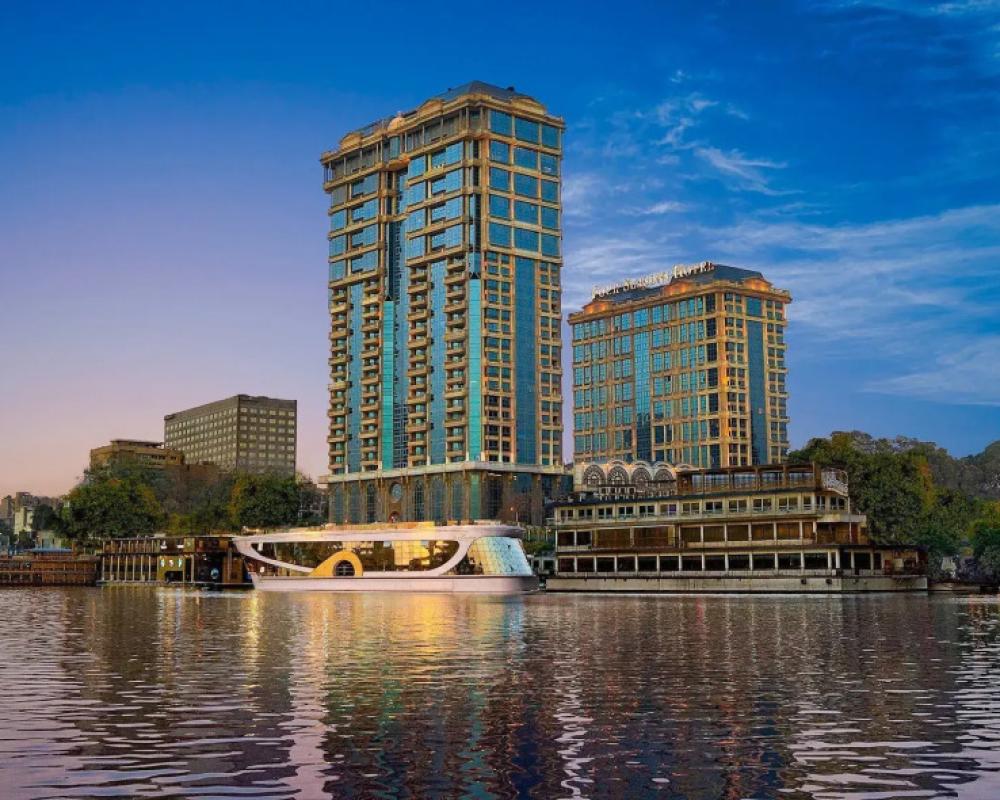 Four Seasons Hotel Cairo at First Residence