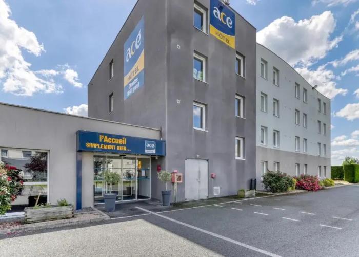 ACE Hôtel Montluçon