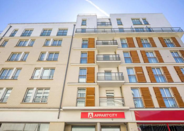 Appart'City Confort Paris Clichy Mairie