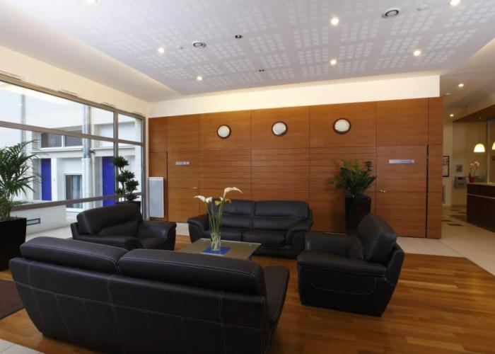 Appart'City Confort Paris Clichy Mairie