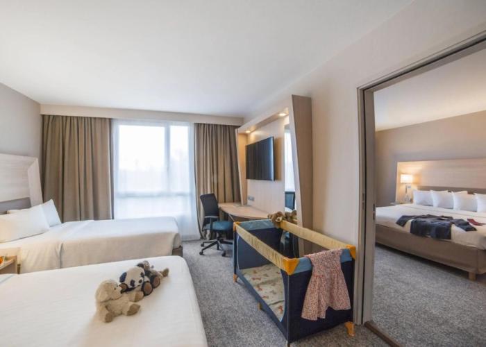 Courtyard by Marriott Paris La Defense West - Colombes